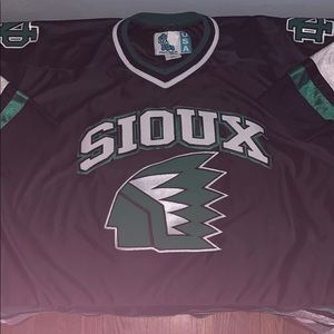 North Dakota Fighting Sioux Jersey
